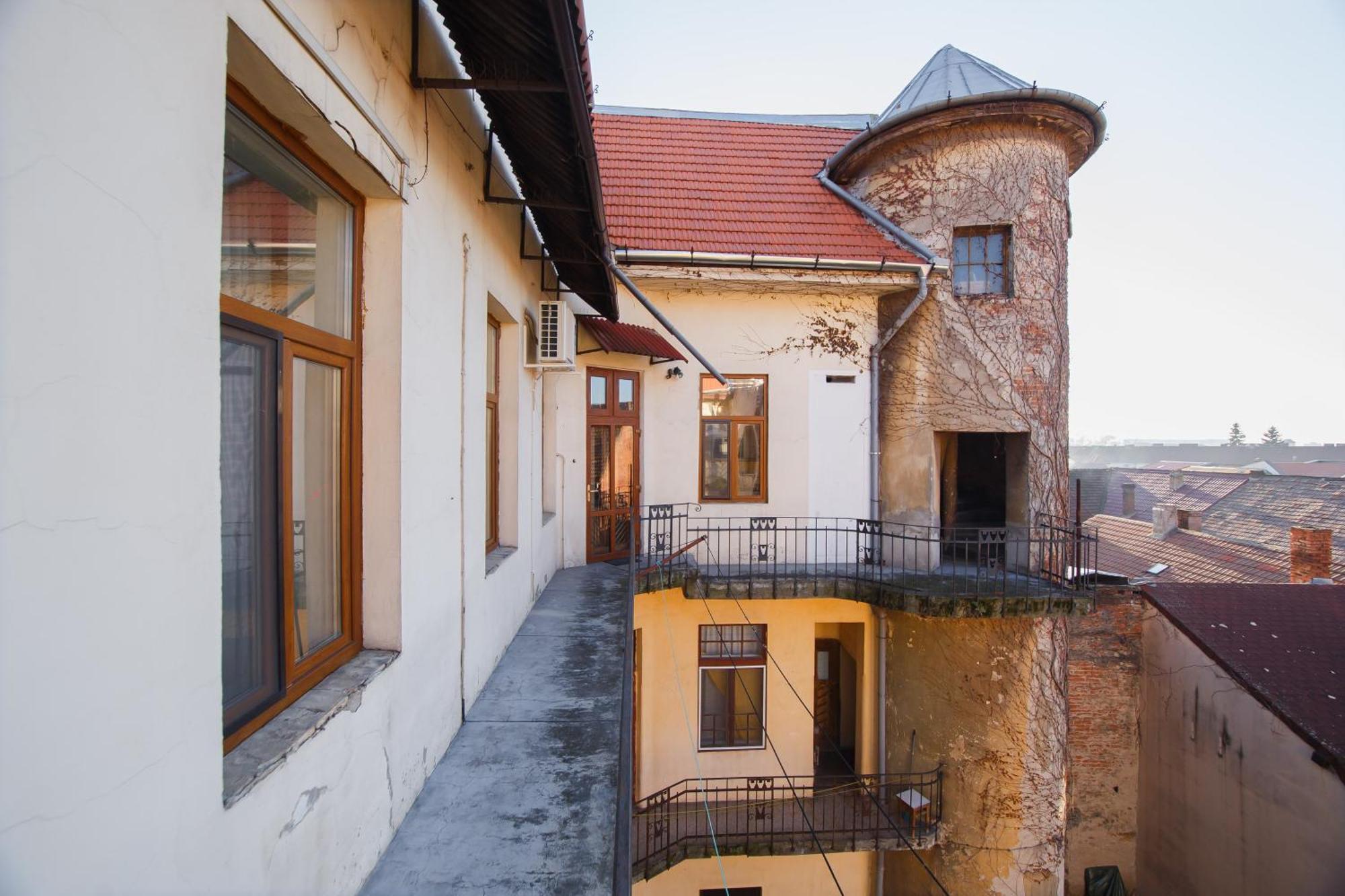 Retro Vibes Near Piata Unirii Apartment Oradea Exterior photo